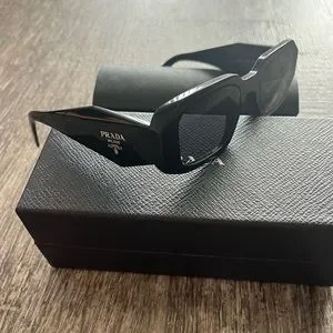 Prada | Accessories | Brand New Never Worn Prada Sunglasses  display picture 1